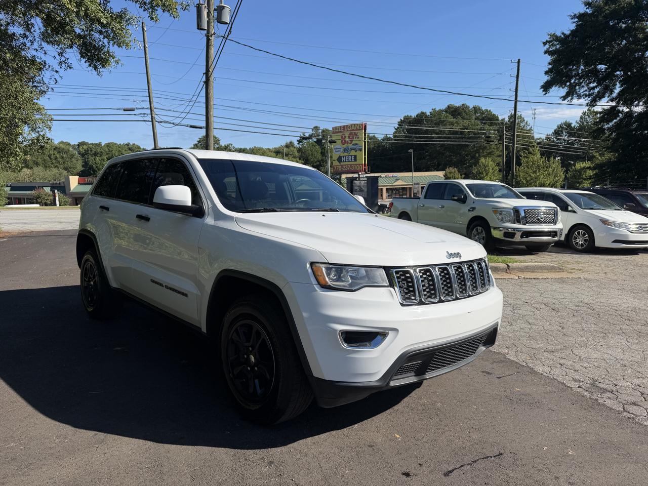 Jeep Grand Cherokee photo 2