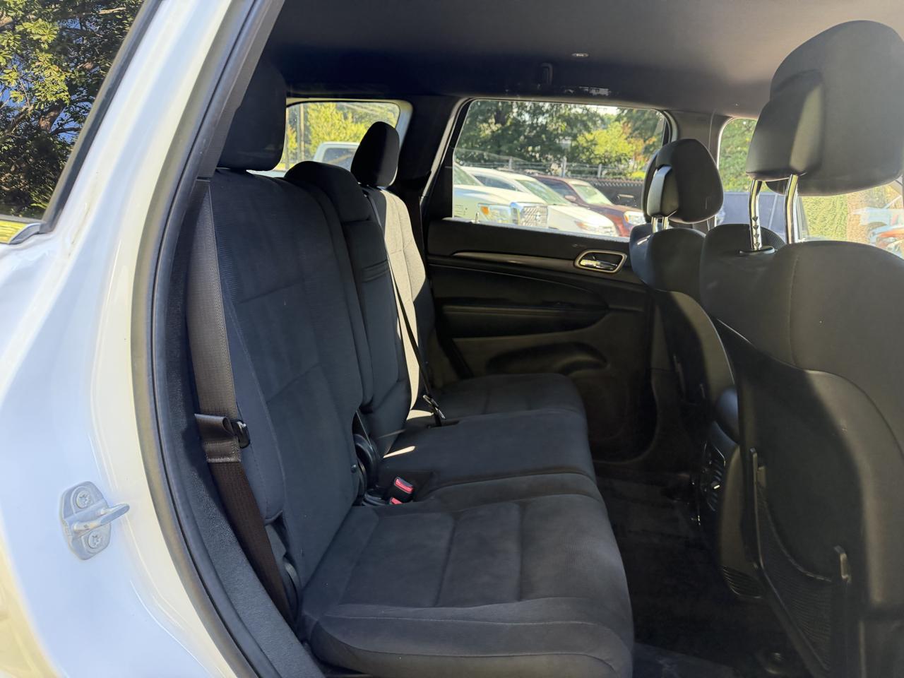 Jeep Grand Cherokee photo 27