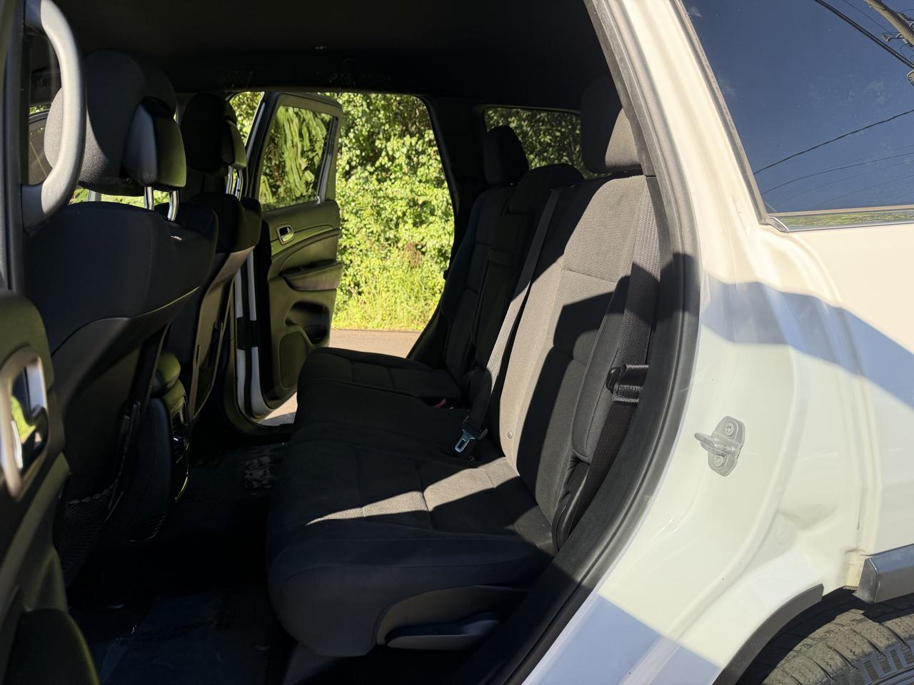 Jeep Grand Cherokee photo 32