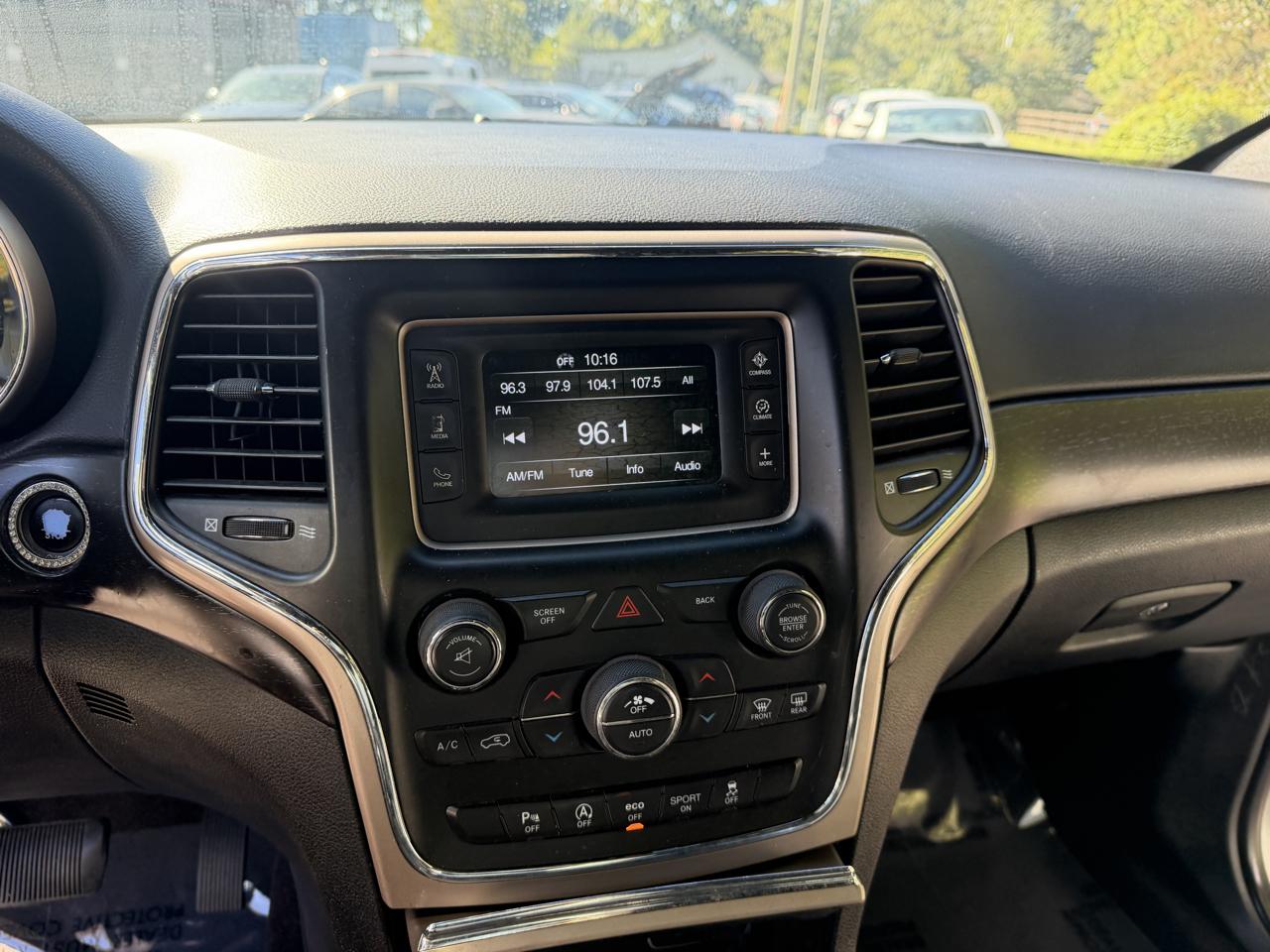Jeep Grand Cherokee photo 42