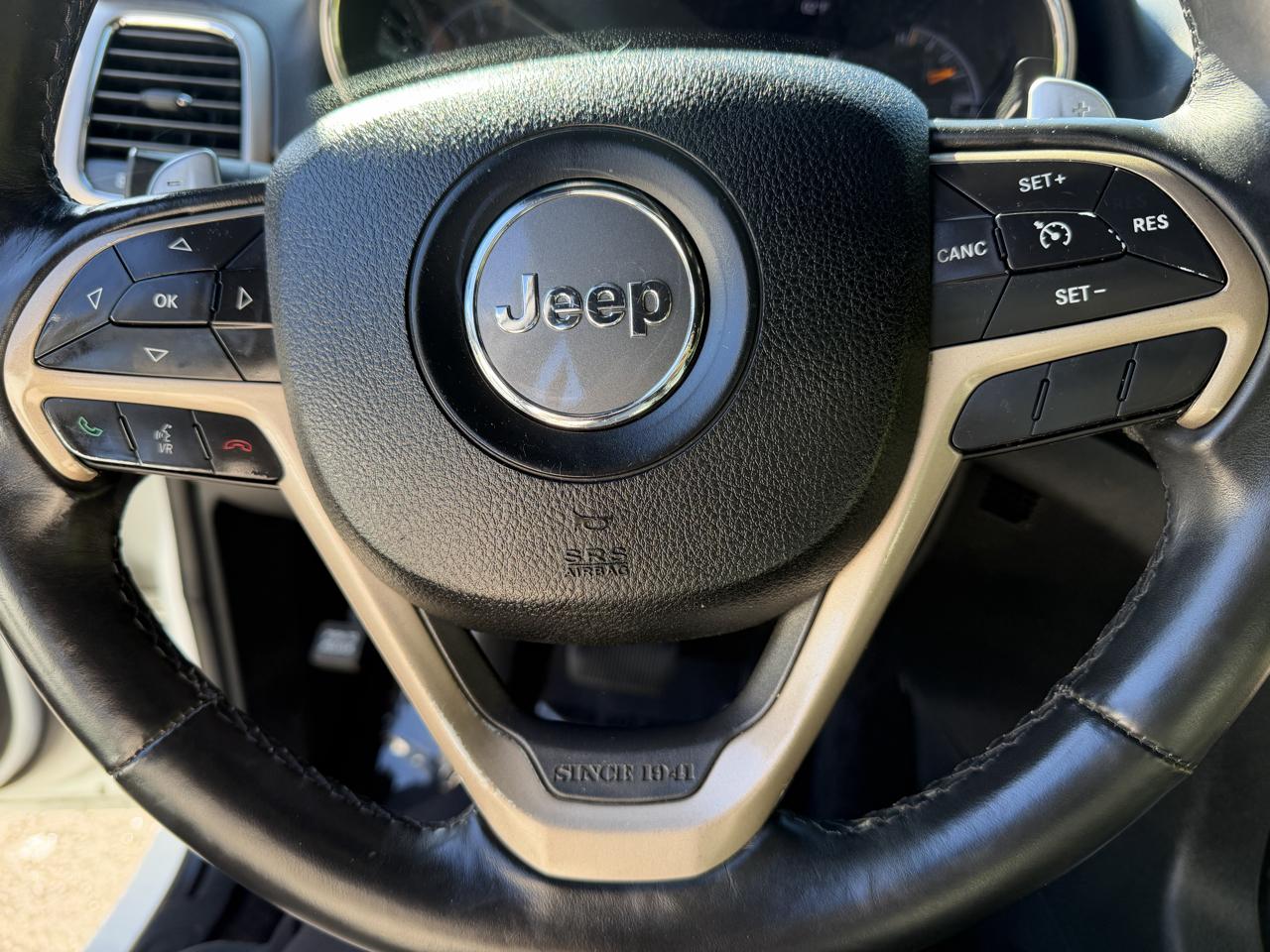 Jeep Grand Cherokee photo 46