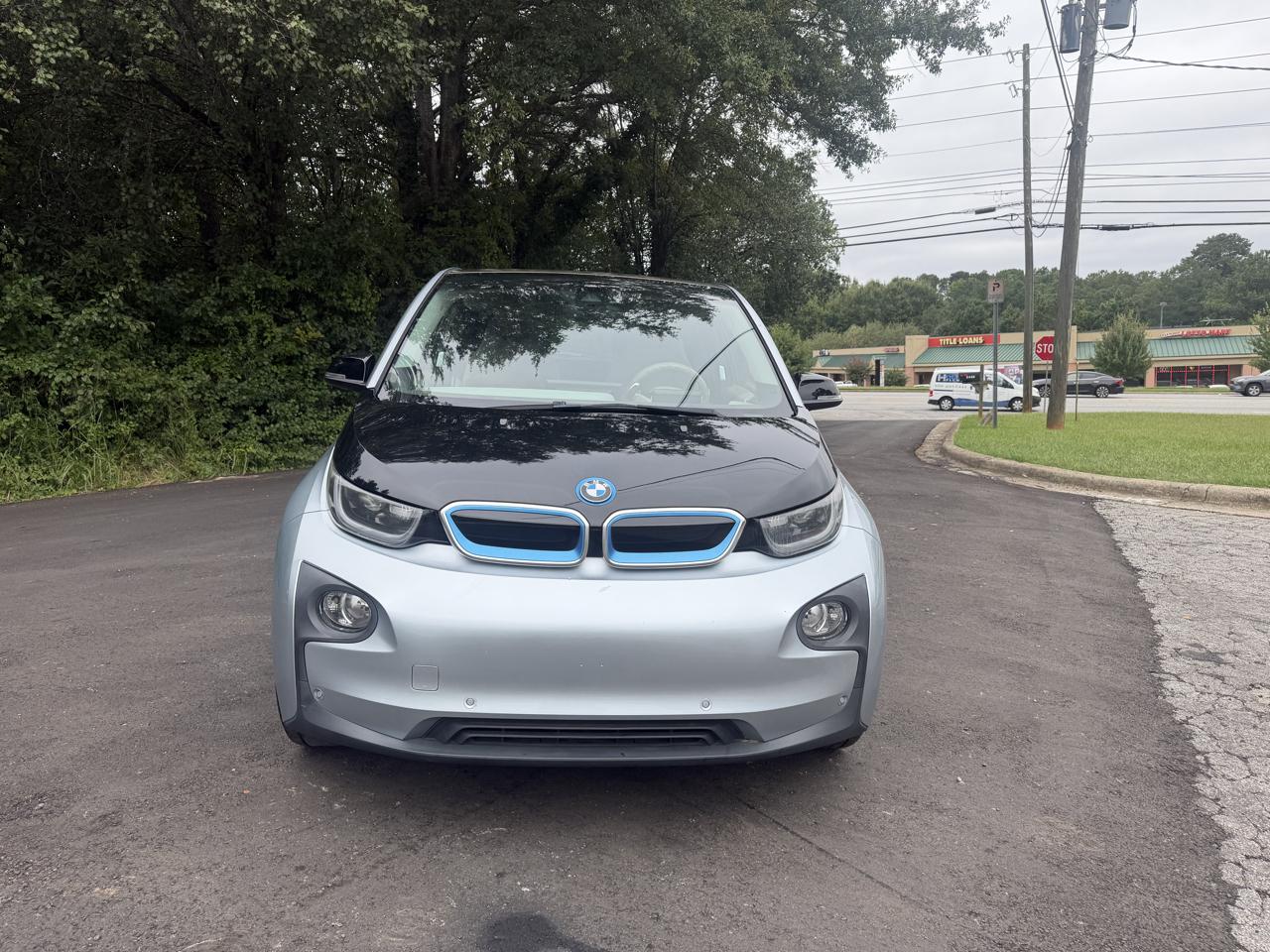 BMW i3 photo 3