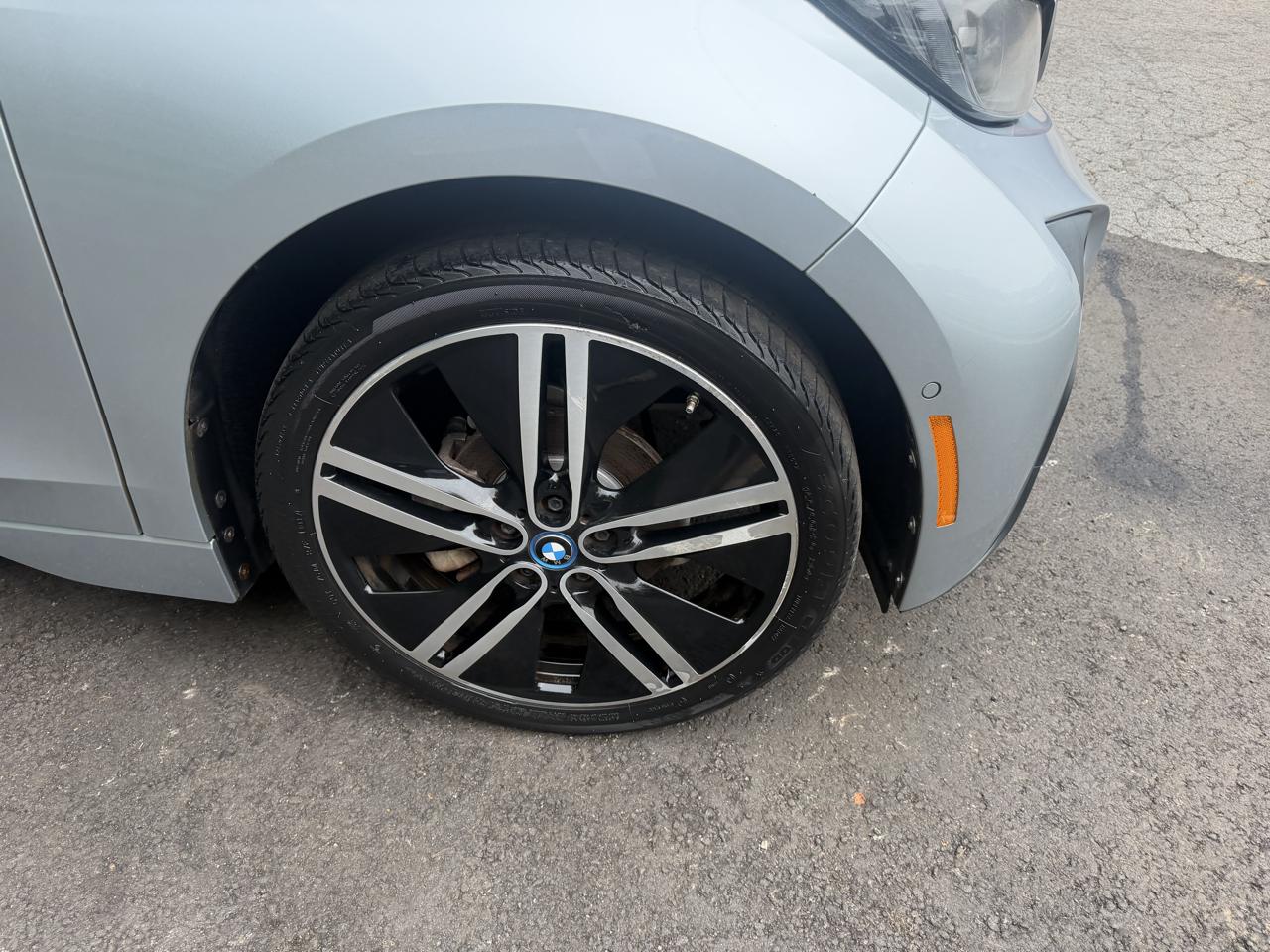 BMW i3 photo 9