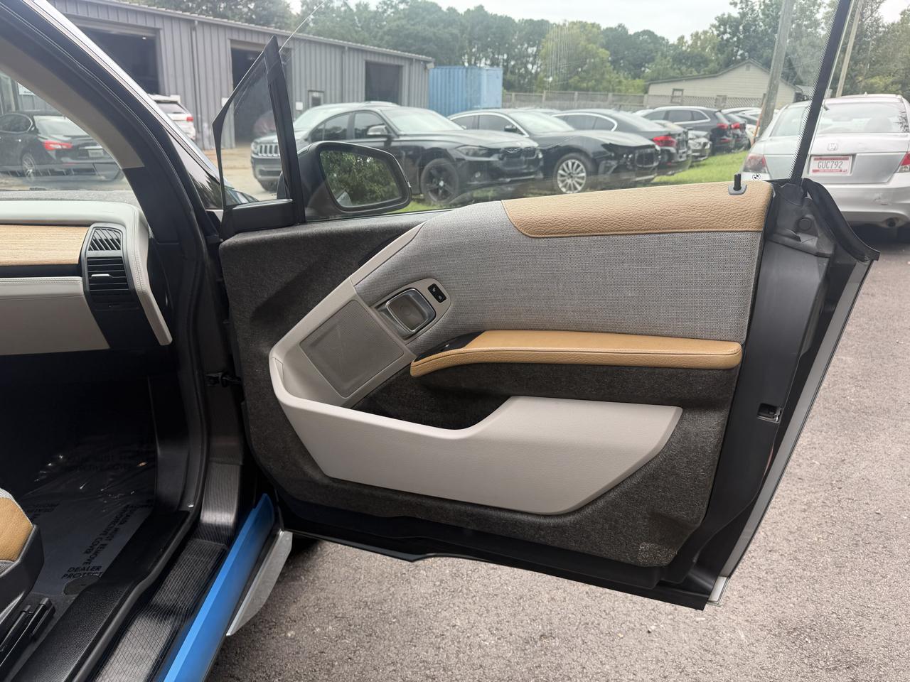 BMW i3 photo 27