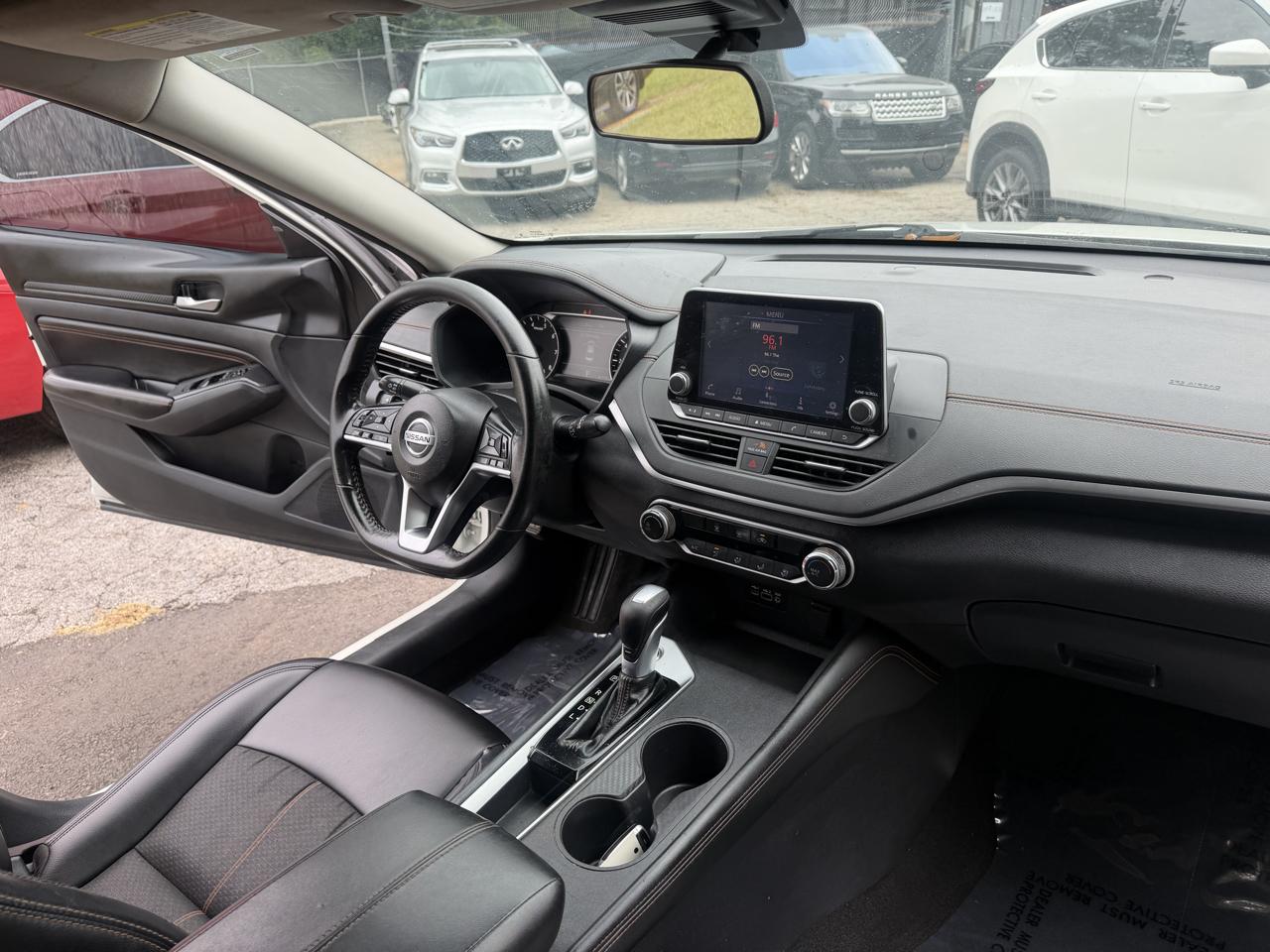 Nissan Altima 2.5 SR 2022