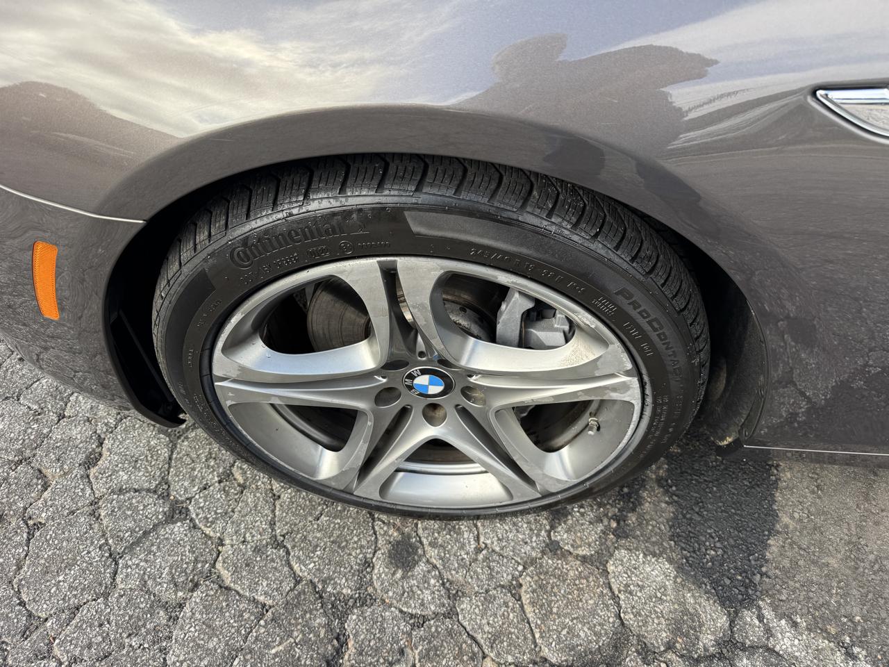 BMW 6-Series 650i Convertible 2012