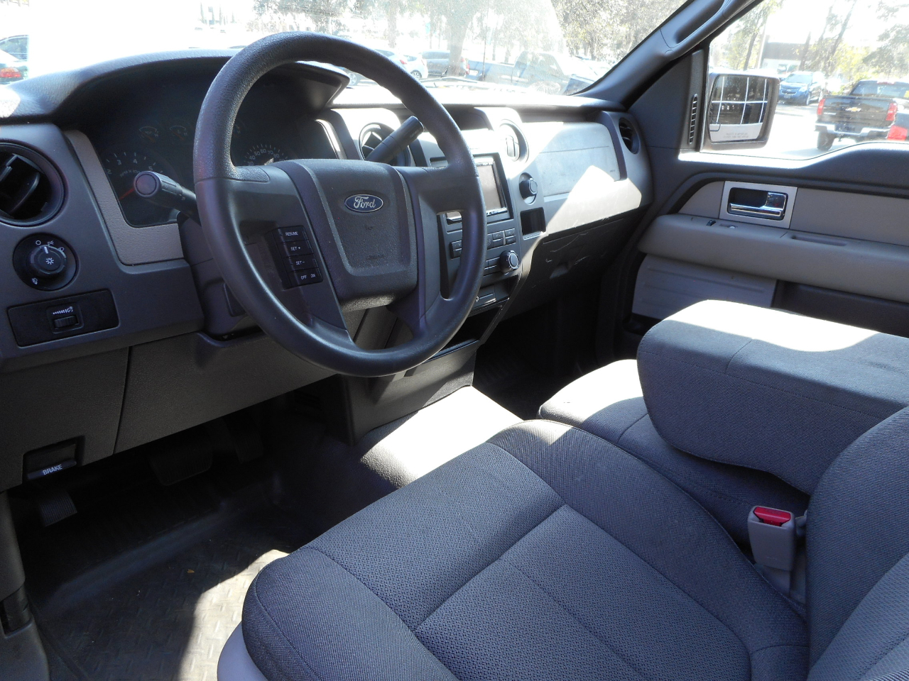 Ford F-150 STX 6.5-ft. Bed 4WD 2010