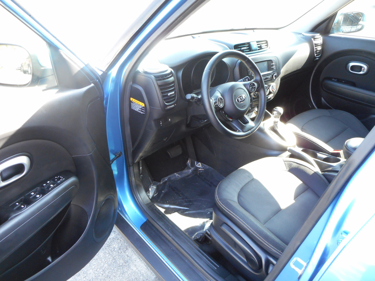 Kia Soul + w/Signature 2.0 Special Edition 2016