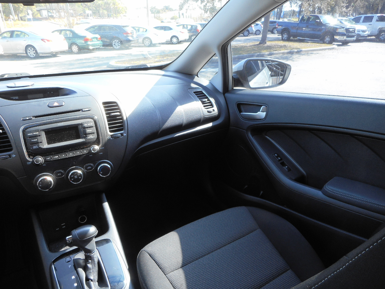 Kia Forte LX 6A 2017