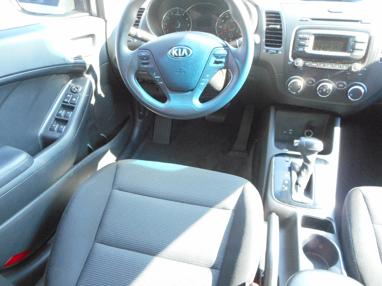 Kia Forte LX 6A 2017