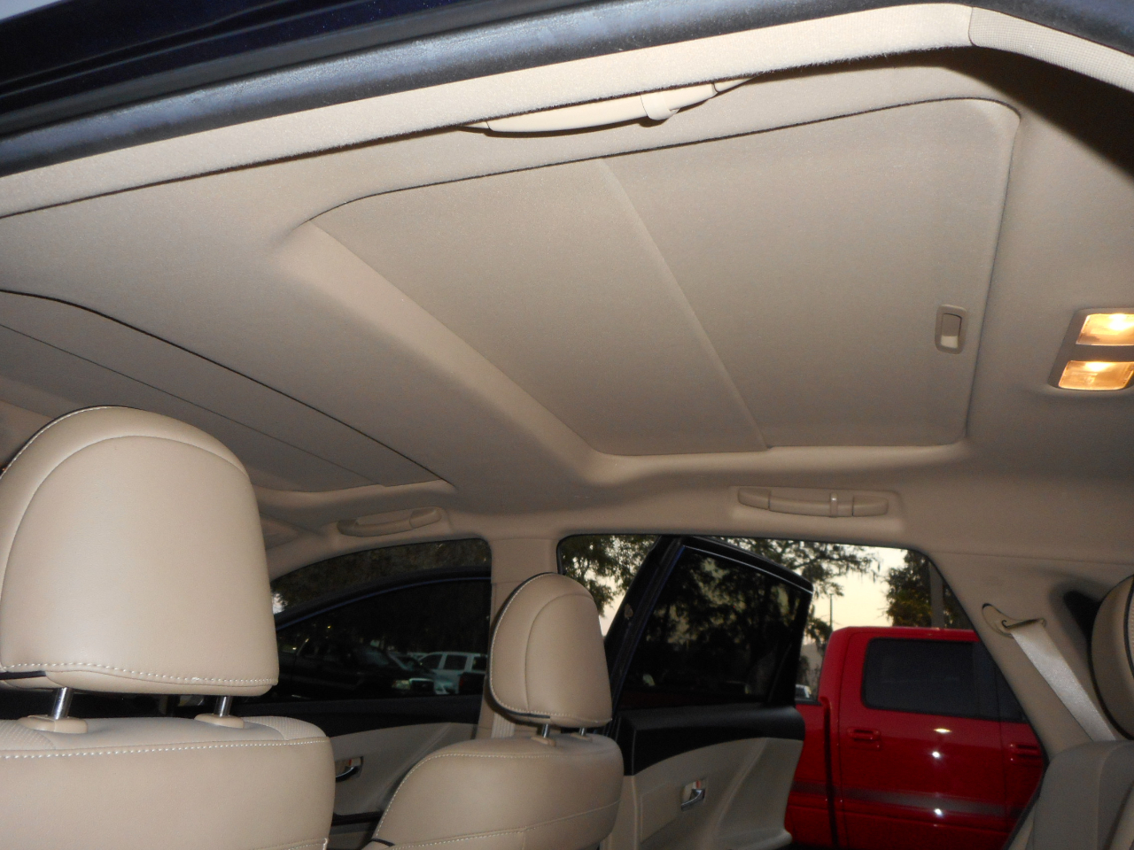 Toyota Venza XLE I4 FWD 2015