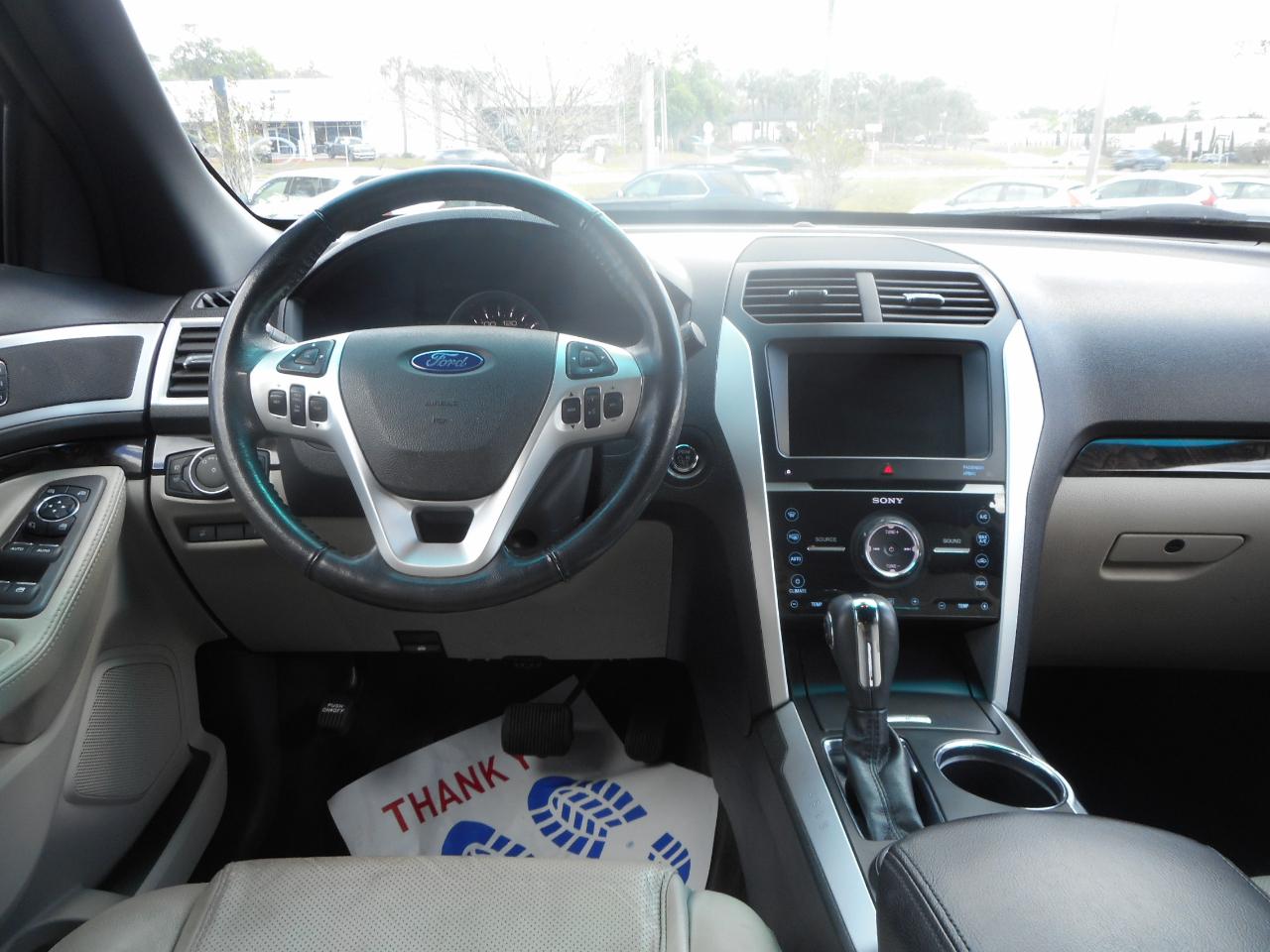 Ford Explorer Limited FWD 2013