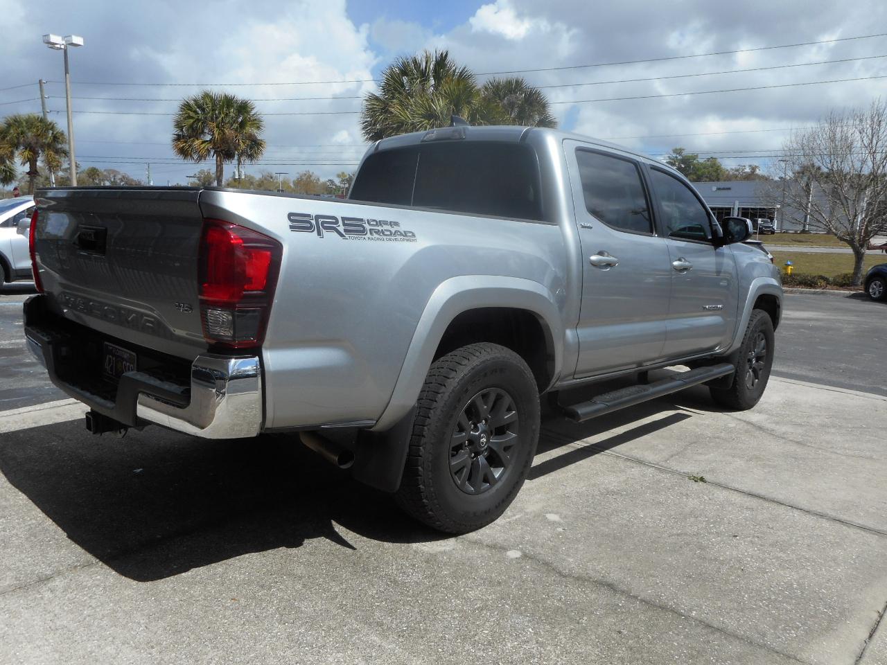 Toyota Tacoma SR5 Double Cab Long Bed V6 6AT 2WD 2023