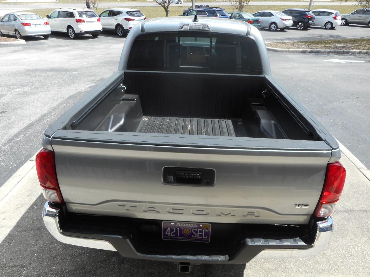 Toyota Tacoma SR5 Double Cab Long Bed V6 6AT 2WD 2023