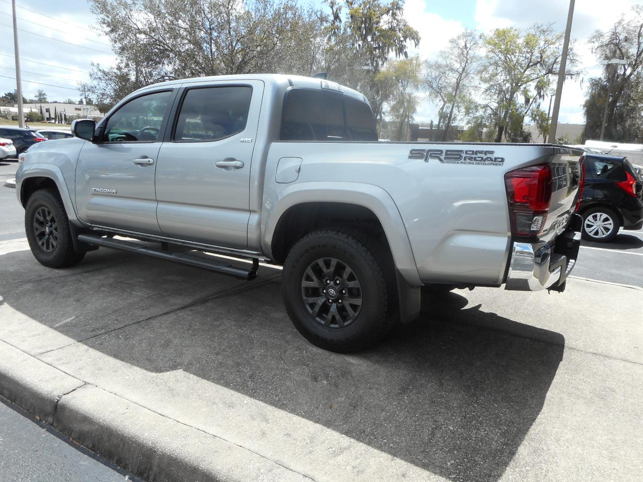 Toyota Tacoma SR5 Double Cab Long Bed V6 6AT 2WD 2023