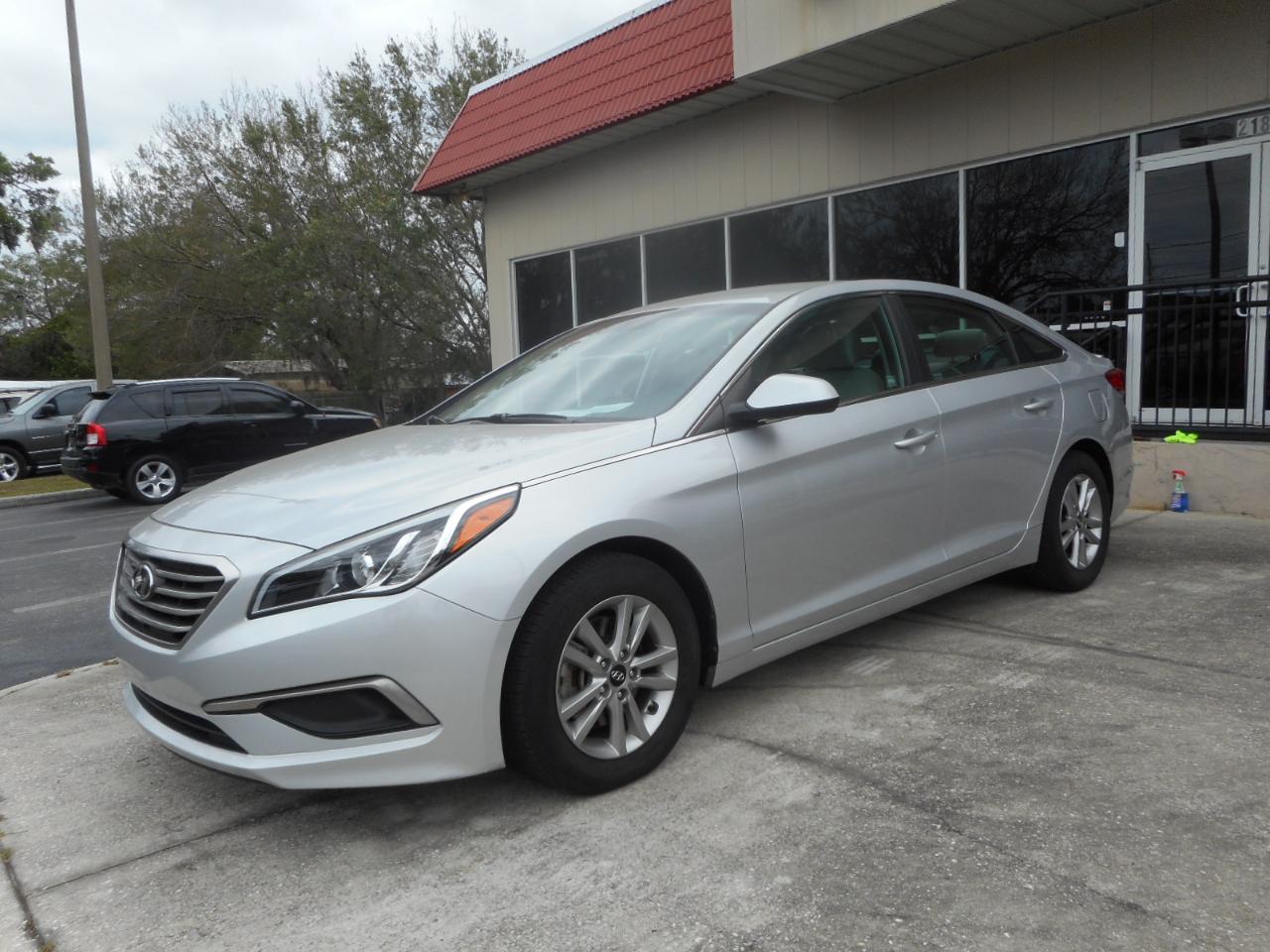 Hyundai Sonata SE 2016