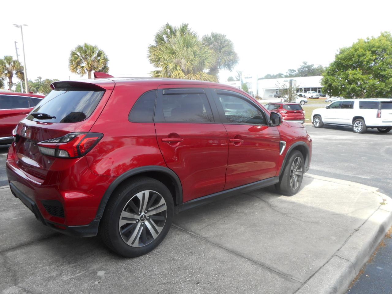 Mitsubishi Outlander Sport 2.0 ES CVT 2017