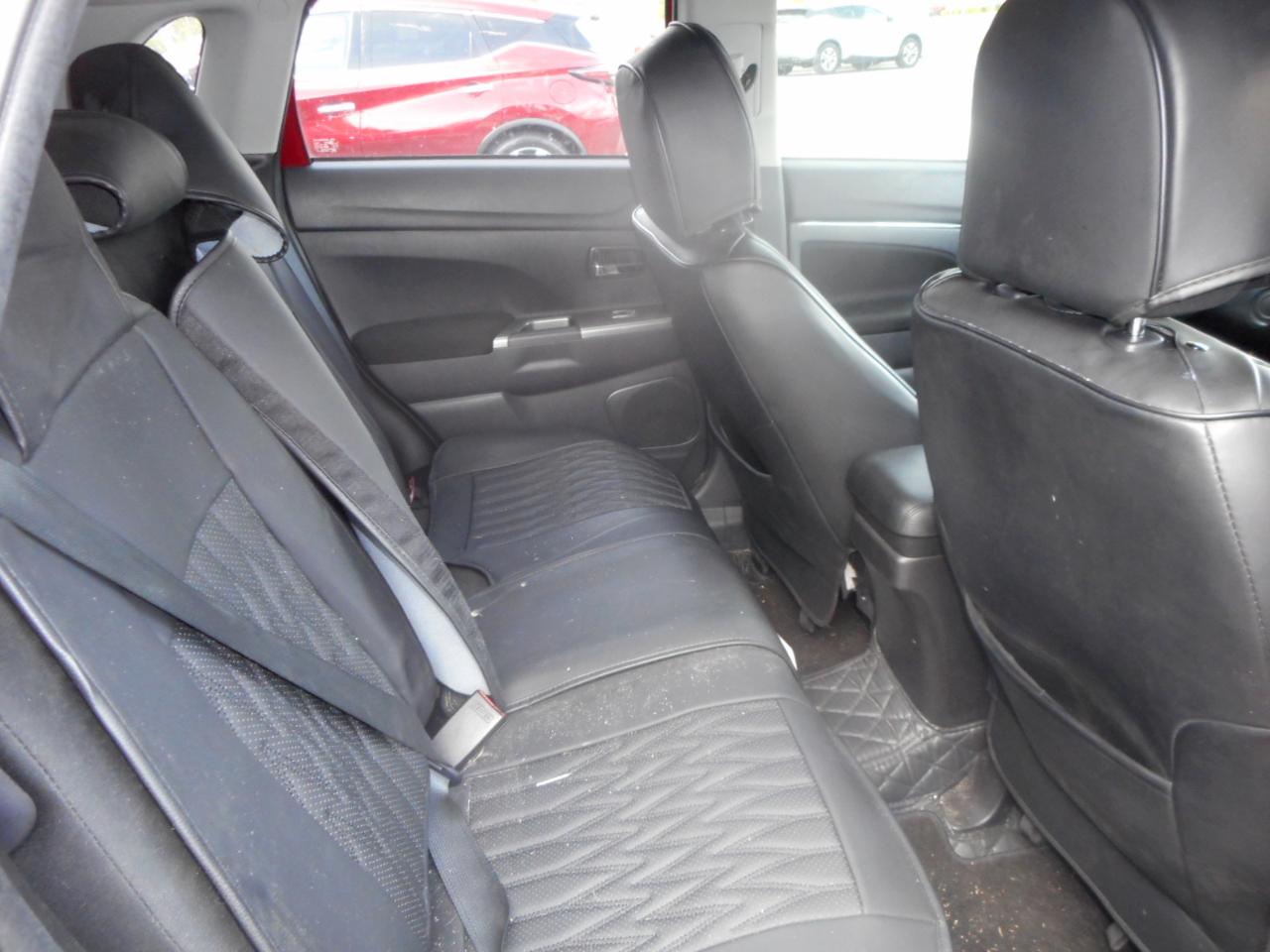 Mitsubishi Outlander Sport 2.0 ES CVT 2017