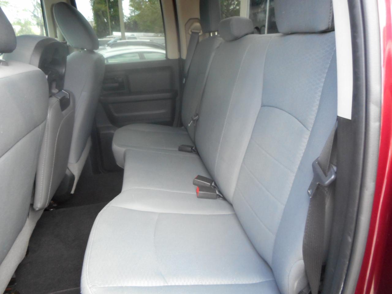 RAM 1500 Tradesman Quad Cab 2WD 2017