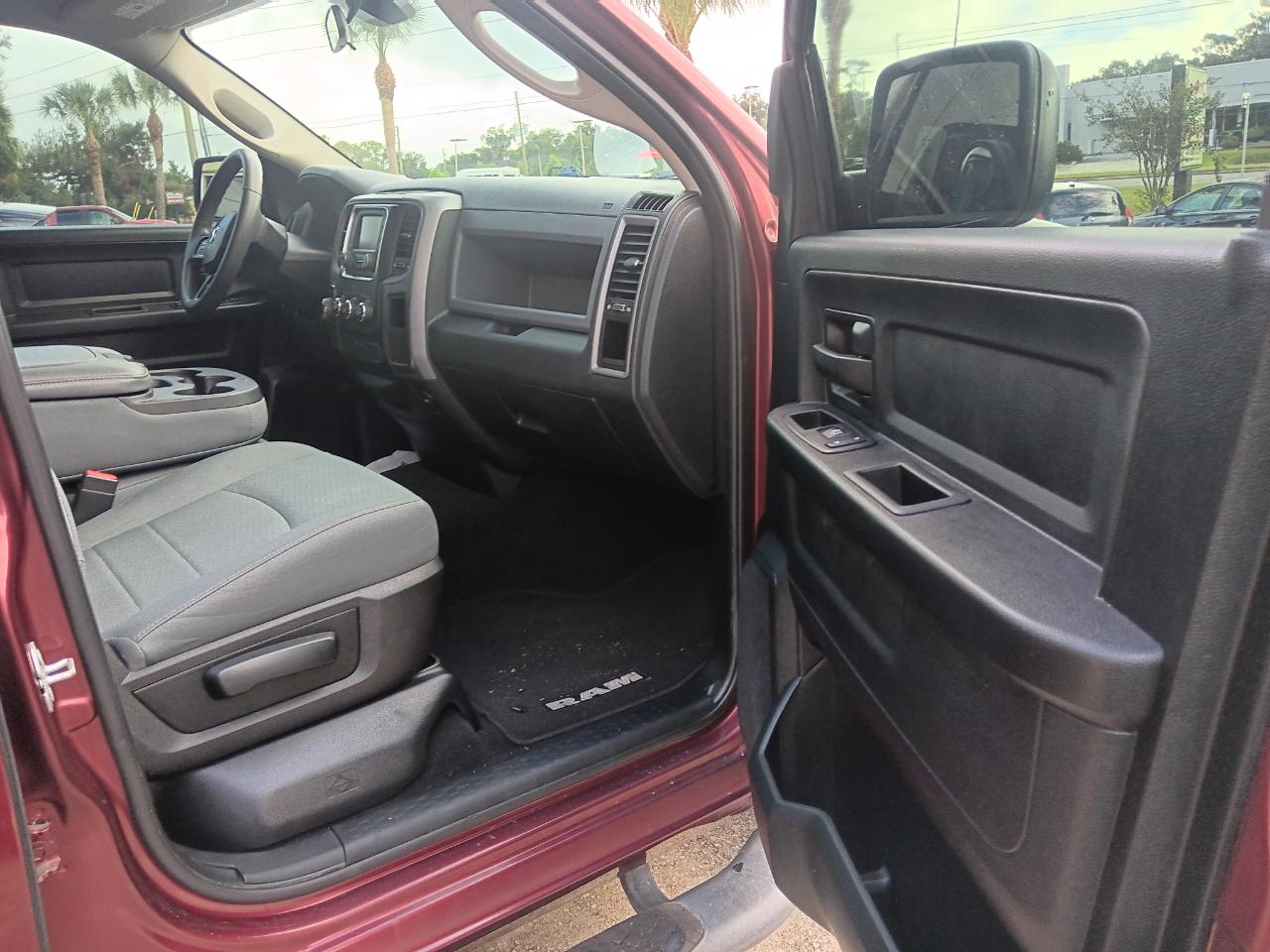2017 RAM Ram 1500 Pickup Express - Photo 12