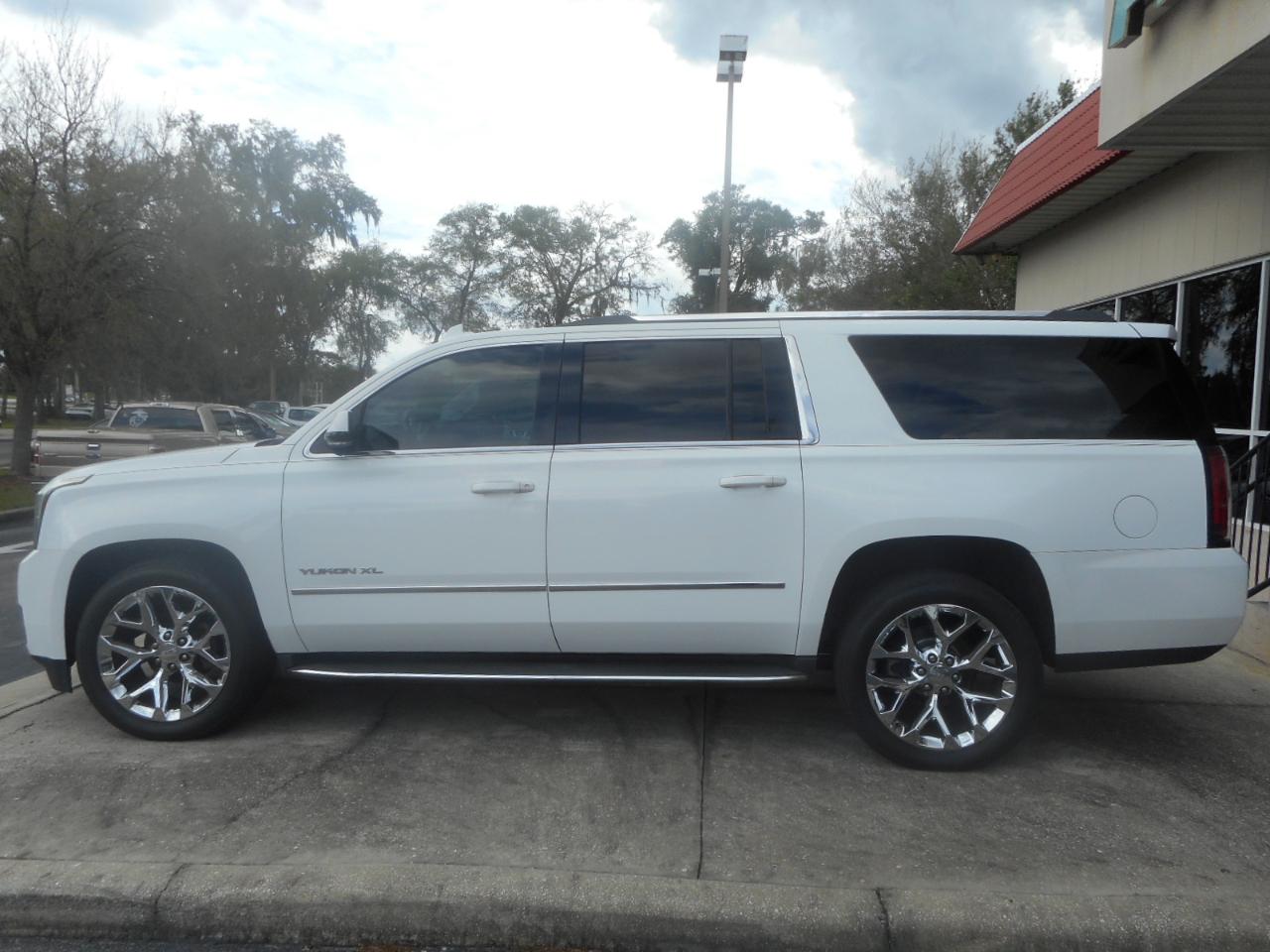 GMC Yukon XL SLE 2WD 2016