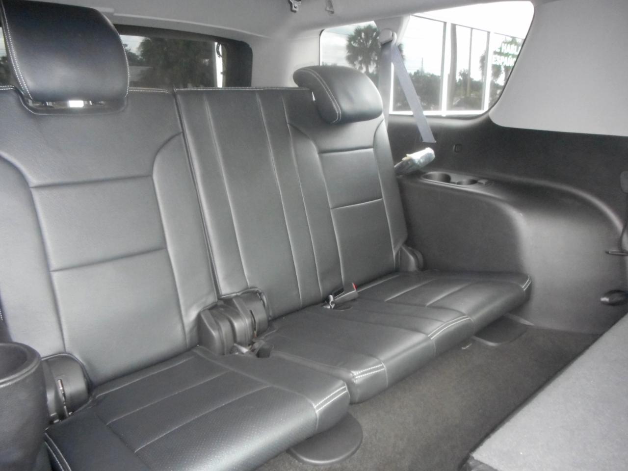 GMC Yukon XL SLE 2WD 2016