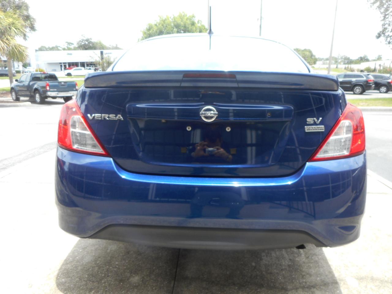 Nissan Versa 1.6 S 5M 2018