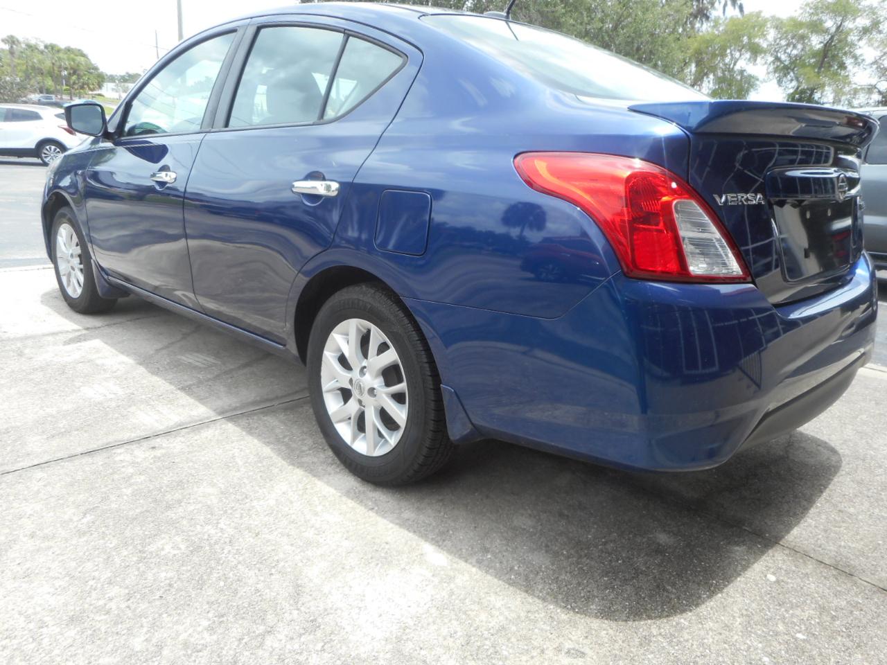Nissan Versa 1.6 S 5M 2018