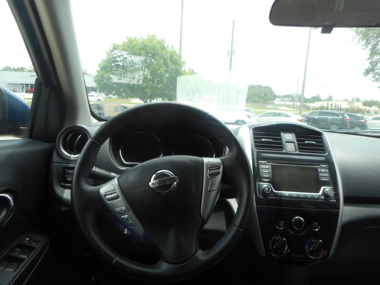 Nissan Versa 1.6 S 5M 2018