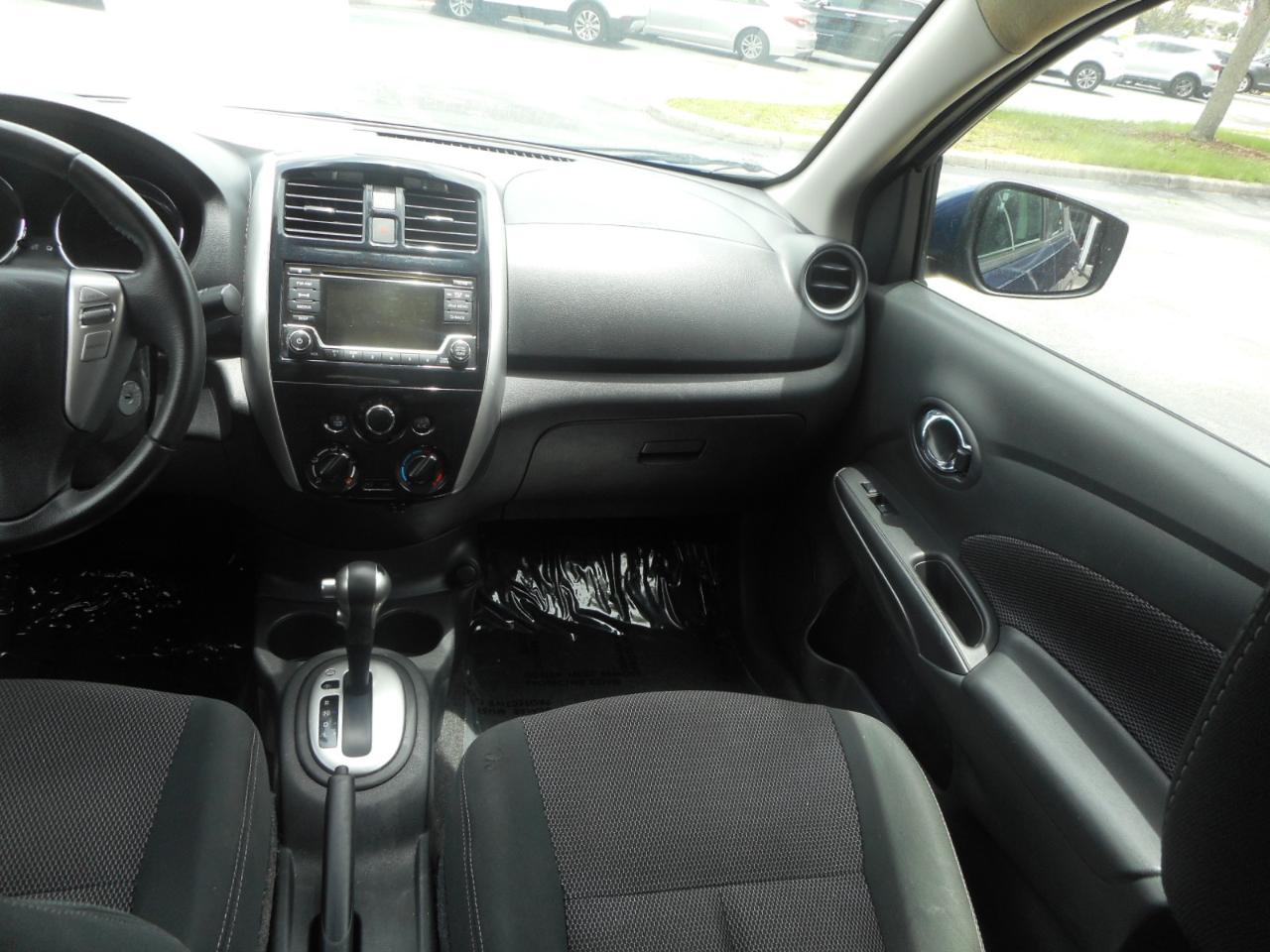 Nissan Versa 1.6 S 5M 2018