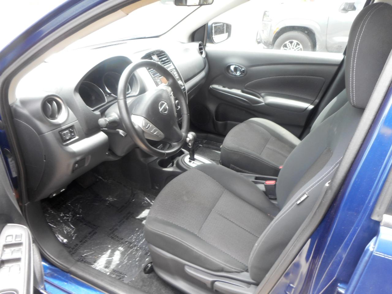 Nissan Versa 1.6 S 5M 2018