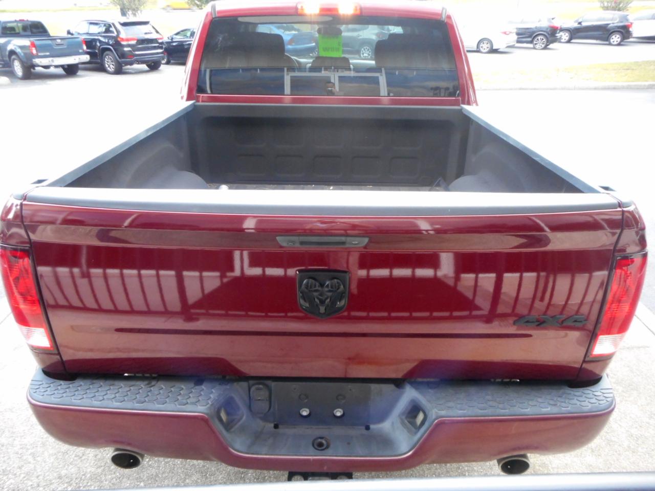 RAM 1500 Tradesman Crew Cab SWB 4WD 2018