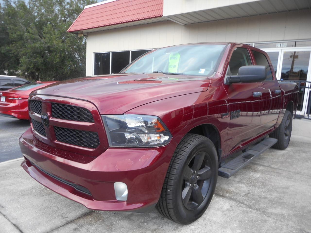 RAM 1500 Tradesman Crew Cab SWB 4WD 2018