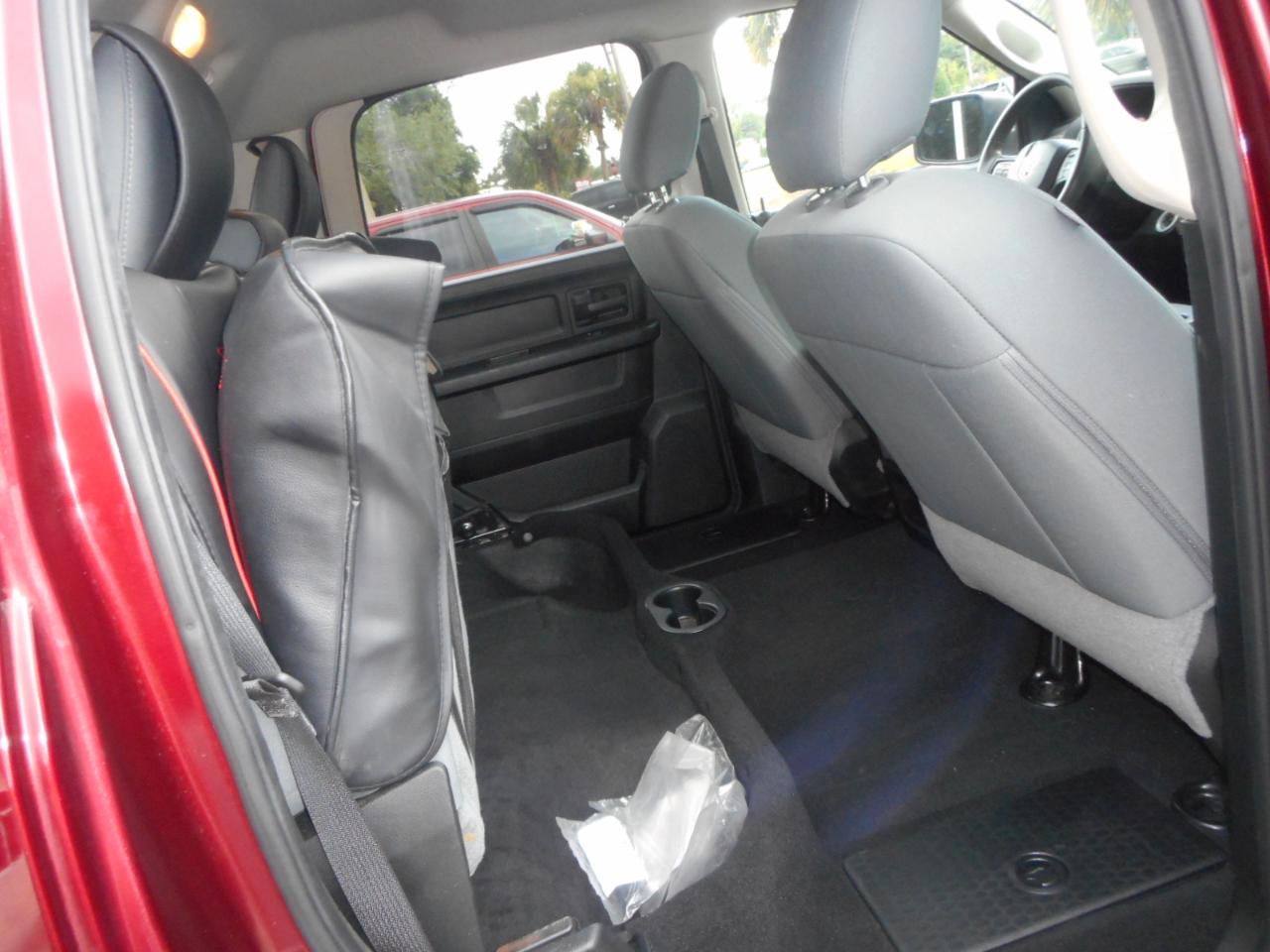 RAM 1500 Tradesman Crew Cab SWB 4WD 2018