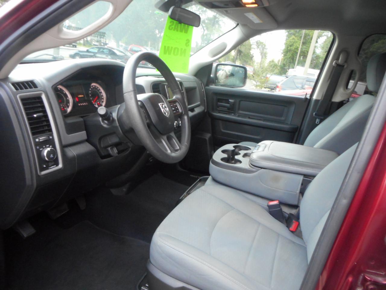 RAM 1500 Tradesman Crew Cab SWB 4WD 2018
