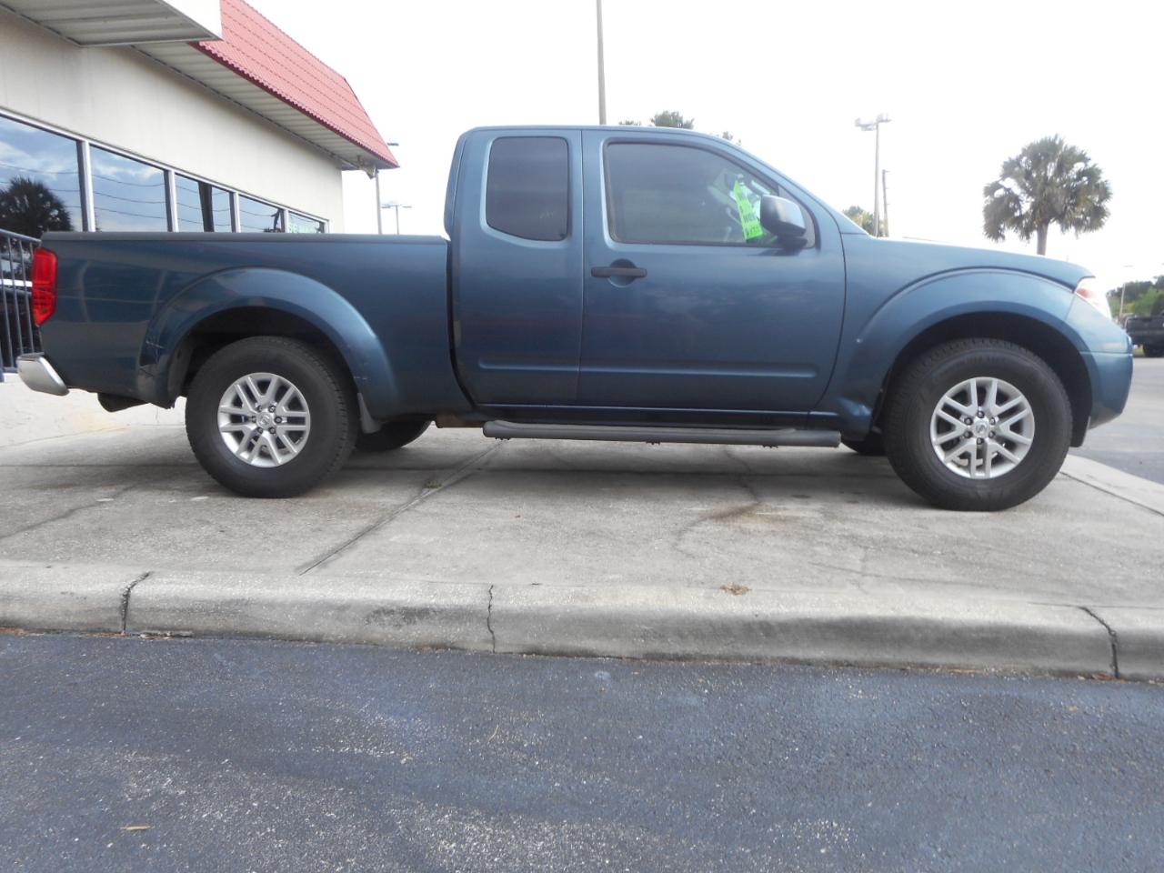 Nissan Frontier SV King Cab 6MT 2WD 2014