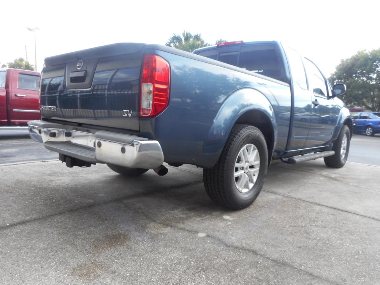 Nissan Frontier SV King Cab 6MT 2WD 2014