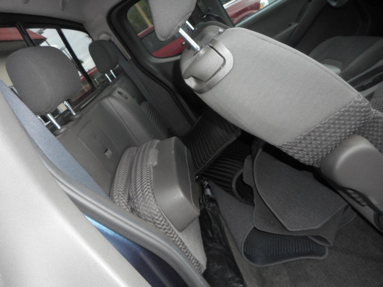 Nissan Frontier SV King Cab 6MT 2WD 2014