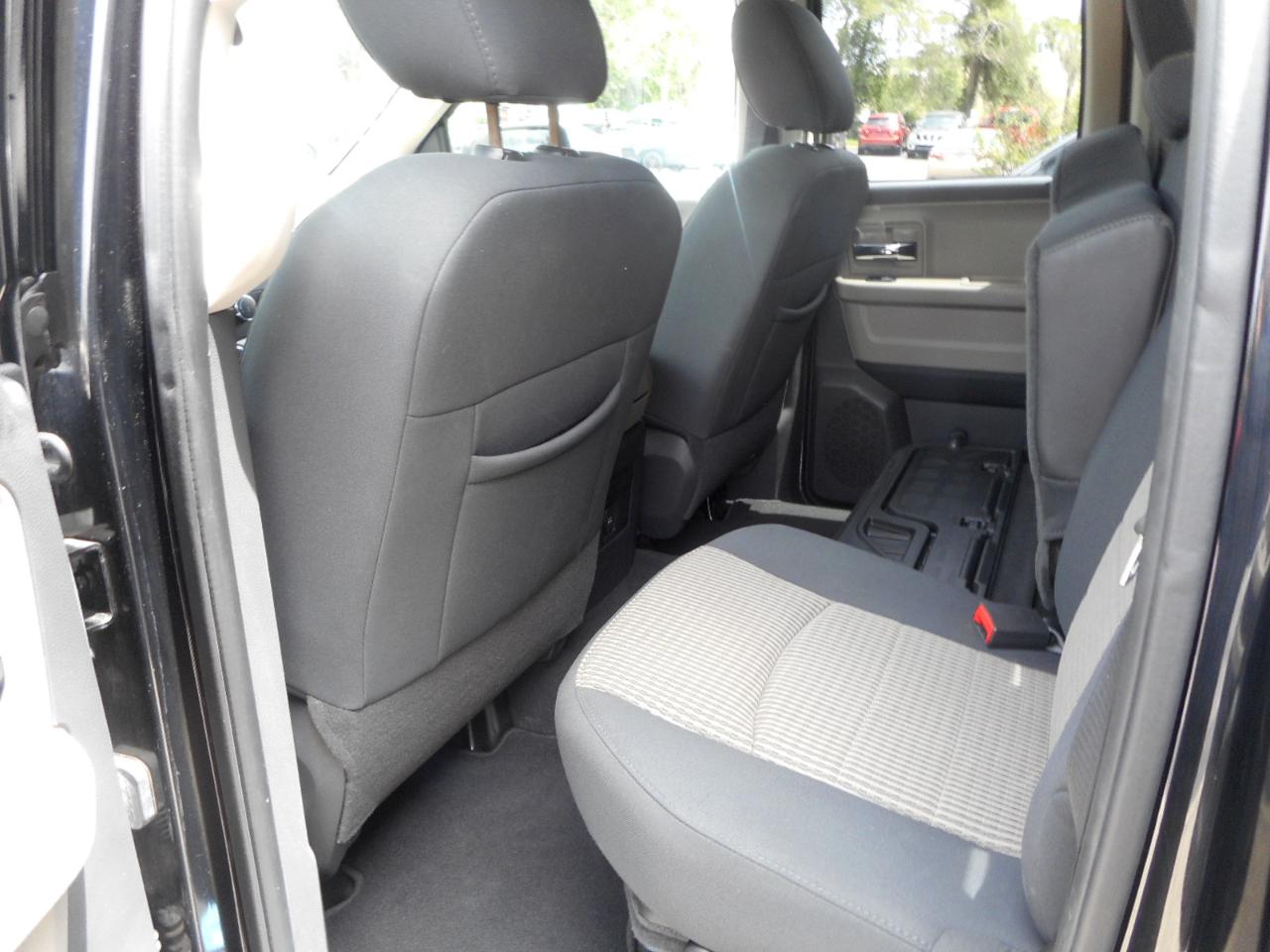 RAM 1500 SLT Quad Cab 2WD 2012