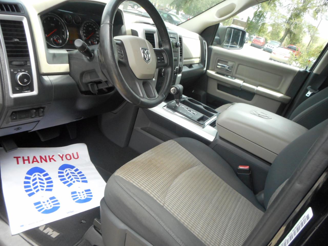 RAM 1500 SLT Quad Cab 2WD 2012