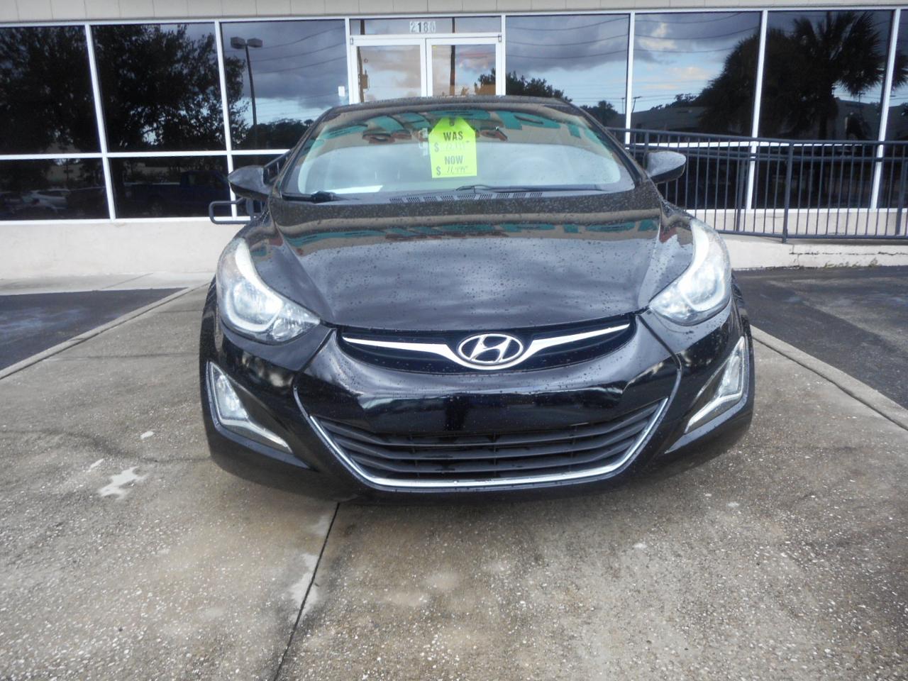 Hyundai Elantra SE 6AT 2015