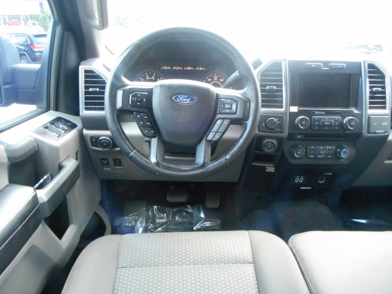Ford F-150 XLT SuperCrew 5.5-ft. Bed 2WD 2016