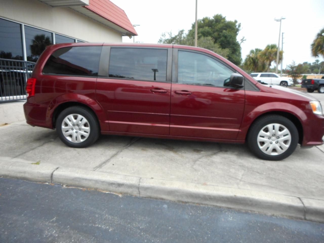 Dodge Grand Caravan SE 2017