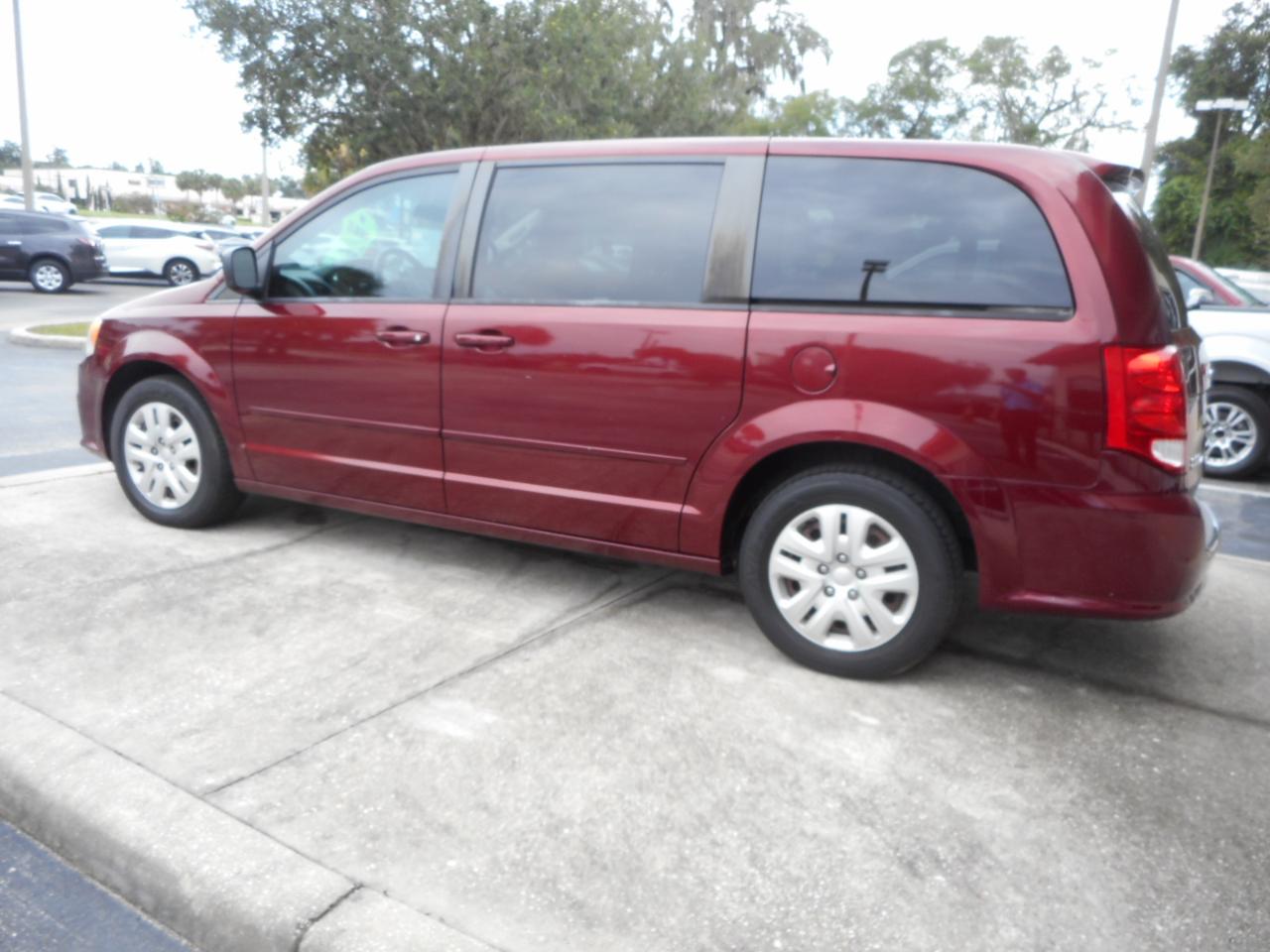 Dodge Grand Caravan SE 2017