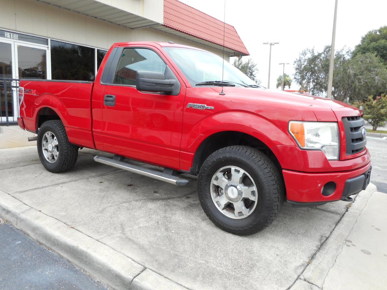 Ford F-150 STX 6.5-ft. Bed 4WD 2010