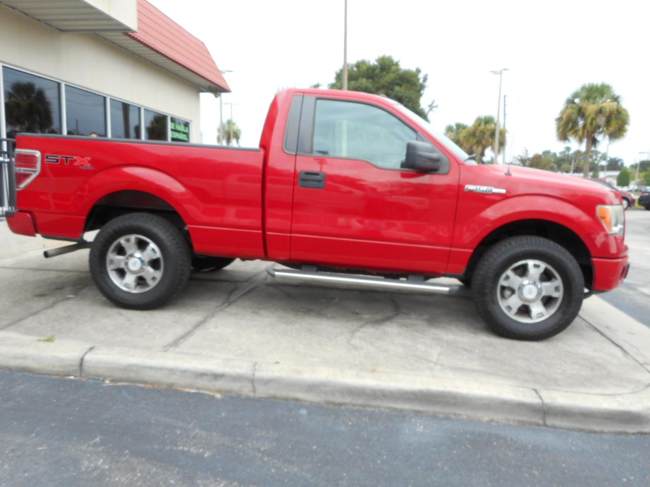 Ford F-150 STX 6.5-ft. Bed 4WD 2010