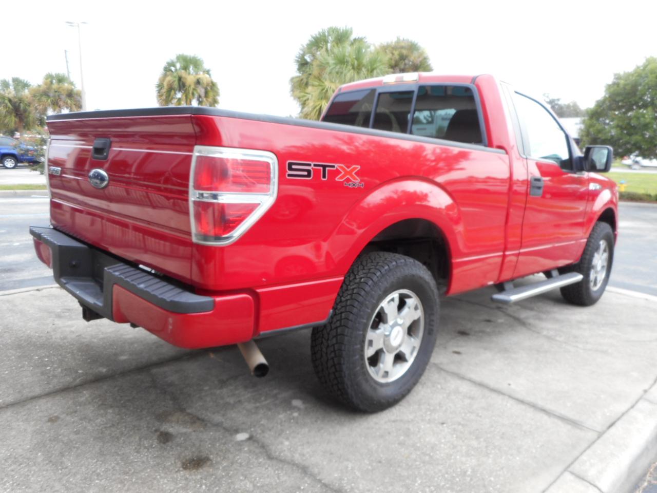 Ford F-150 STX 6.5-ft. Bed 4WD 2010