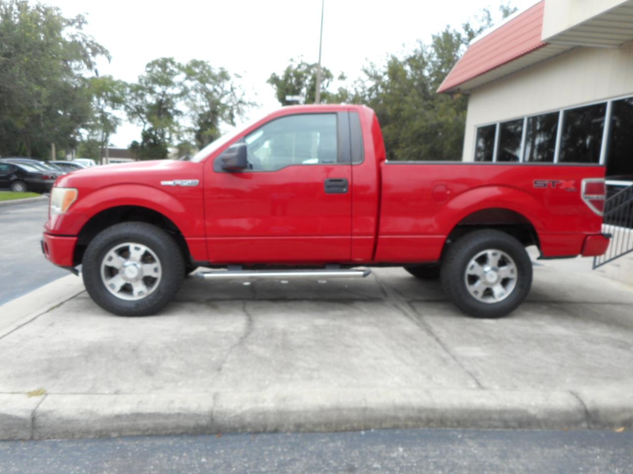 Ford F-150 STX 6.5-ft. Bed 4WD 2010