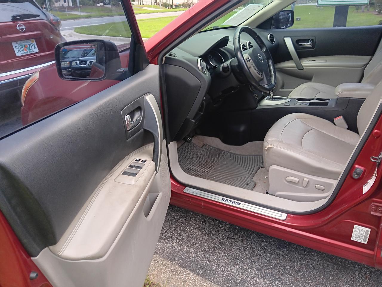 Nissan Rogue S 2WD 2013
