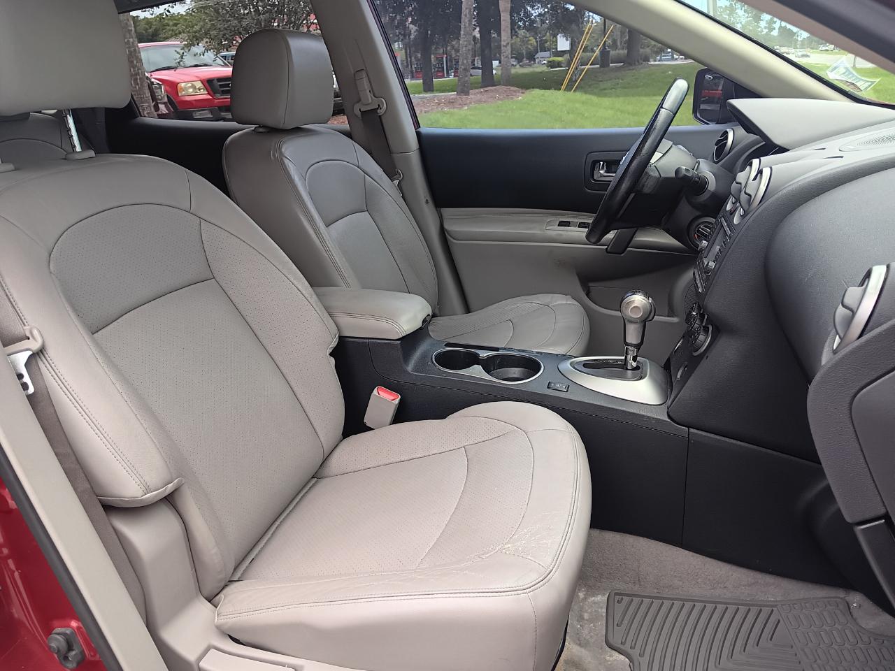 Nissan Rogue S 2WD 2013